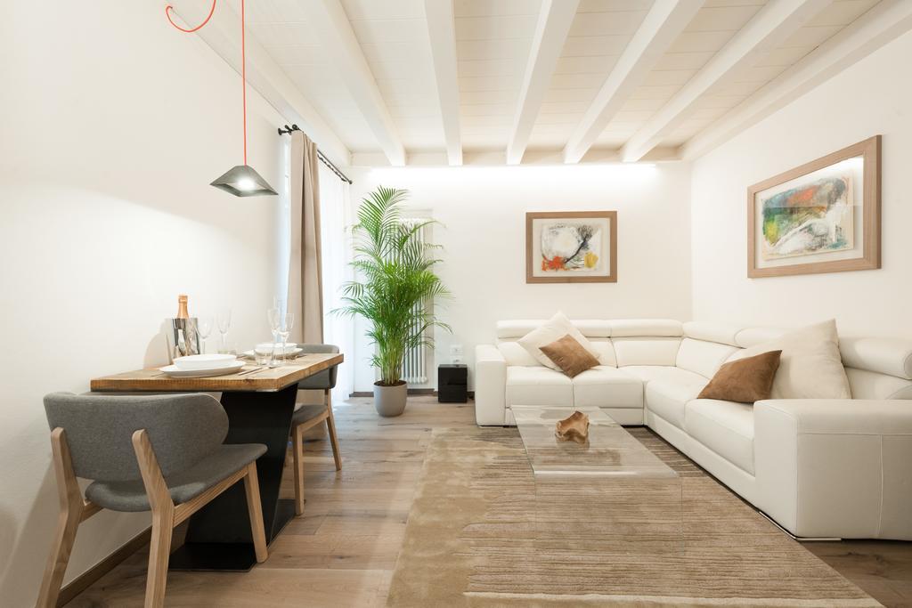 Verona Suites Екстериор снимка